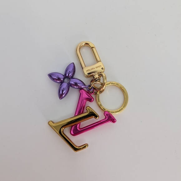 Louis Vuitton keychain - Picture 4 of 10